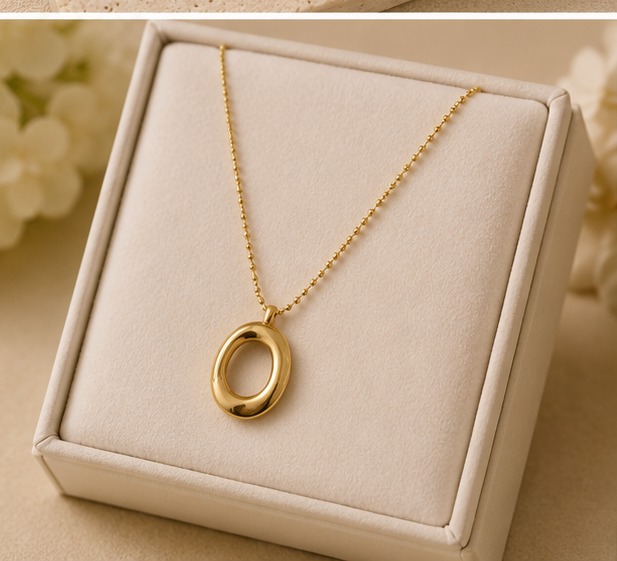 Oval Pendant Necklace