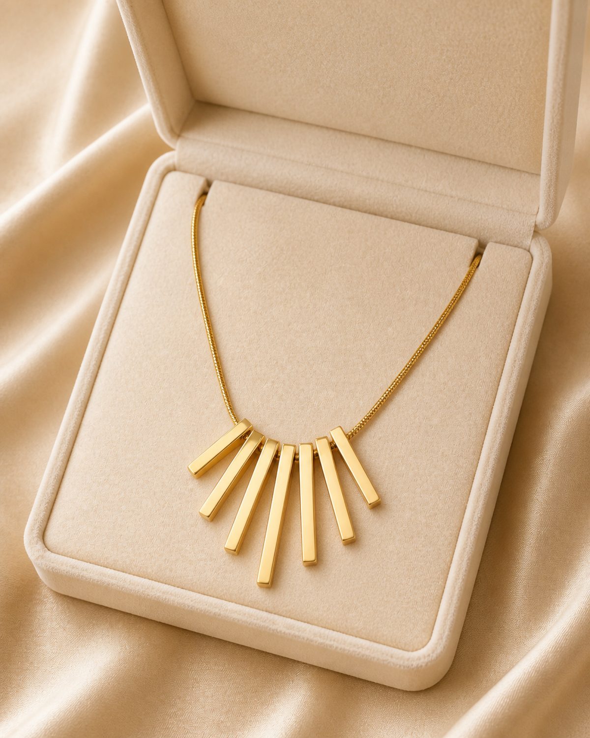 Golden Radiance Fan Necklace