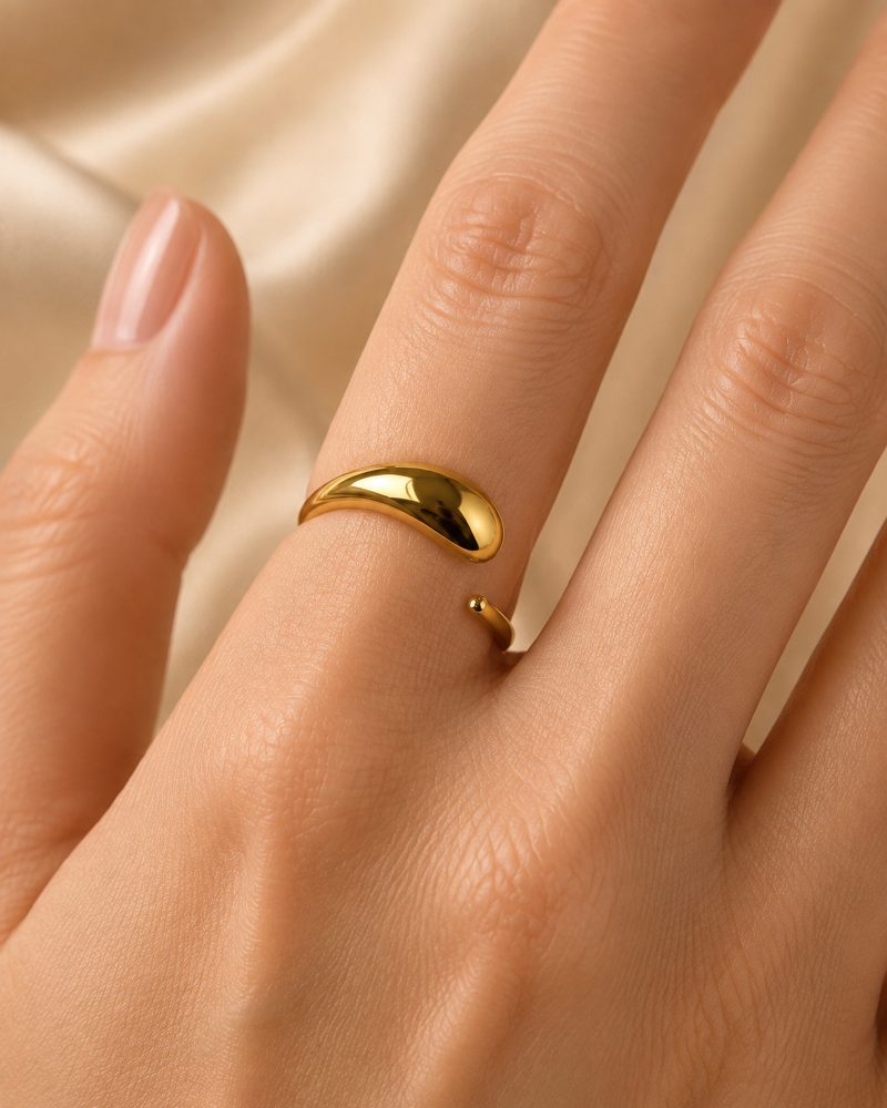 Crescent Dome Adjustable Ring