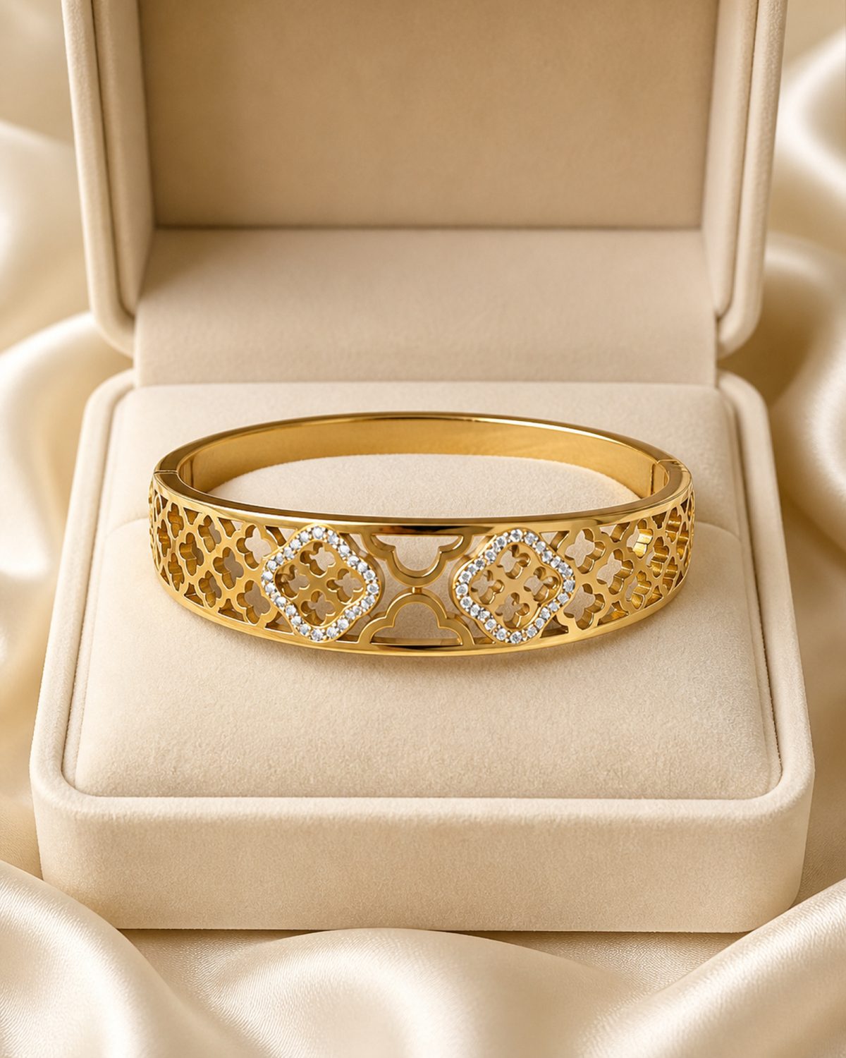 Crystal Clover Filigree Gold Bangle