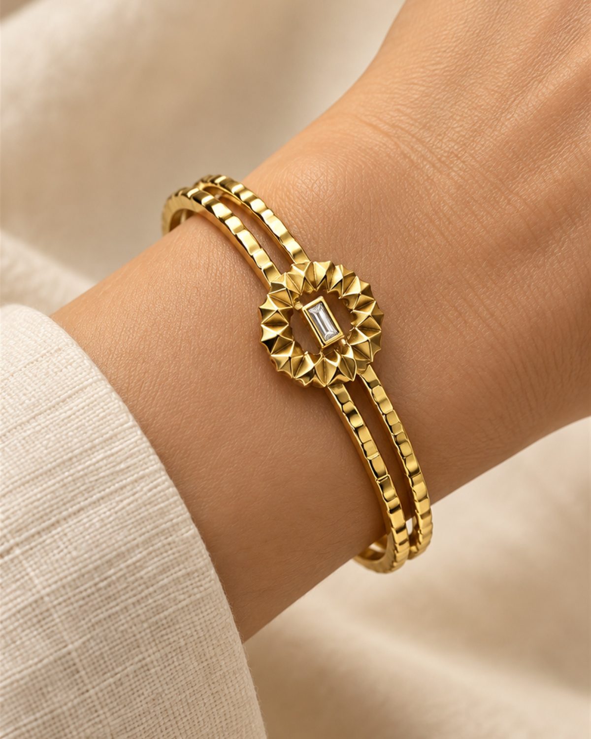 Sunburst Centre Bangle